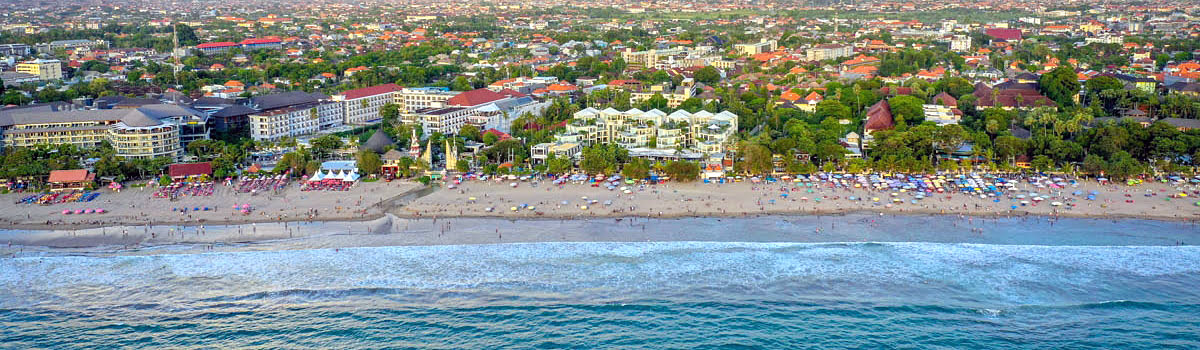 Pantai, Pusat Belanja, Hiburan Malam &#038; Vila Pantai Paling Populer di Seminyak