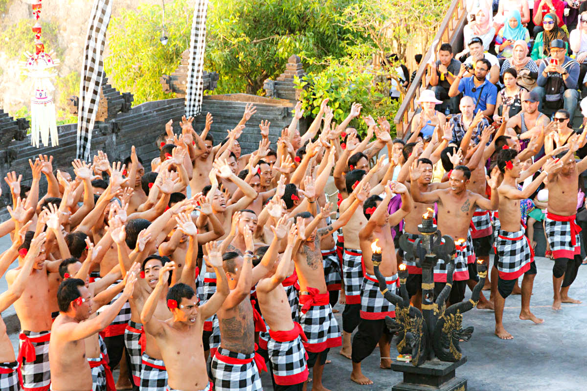 What to do in Bali-Kecak Dance
