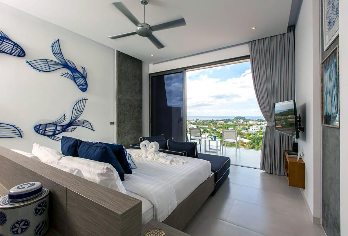 Viewpoints in Phuket-beachfront rental homes-Luxury sea view villa Momo 5 bedroom in Kata