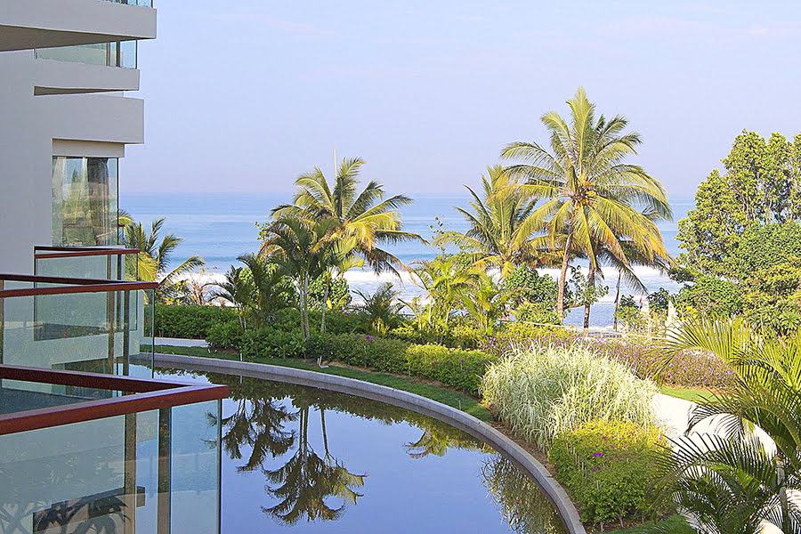 Hotels in Bali-places to visit-Sheraton Bali Kuta Resort