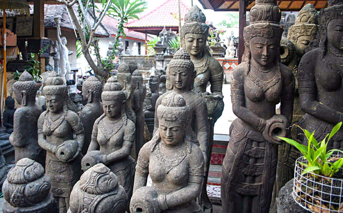 What to do in Bali-Stone Carvings in Batubulan