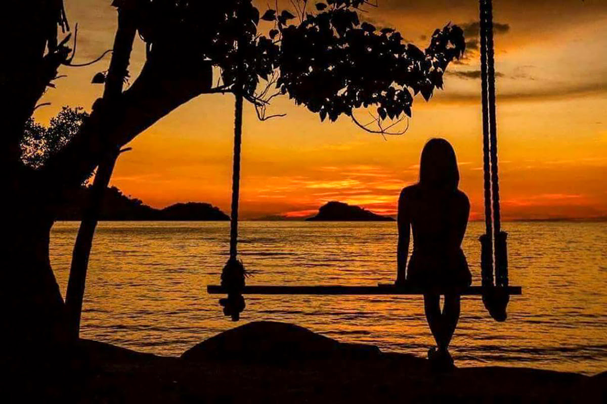 พักผ่อนที่เกาะช้าง-วิลล่าติดทะเล-บ้านพักให้เช่า-Sunset Seaview - Jacuzzi Garden