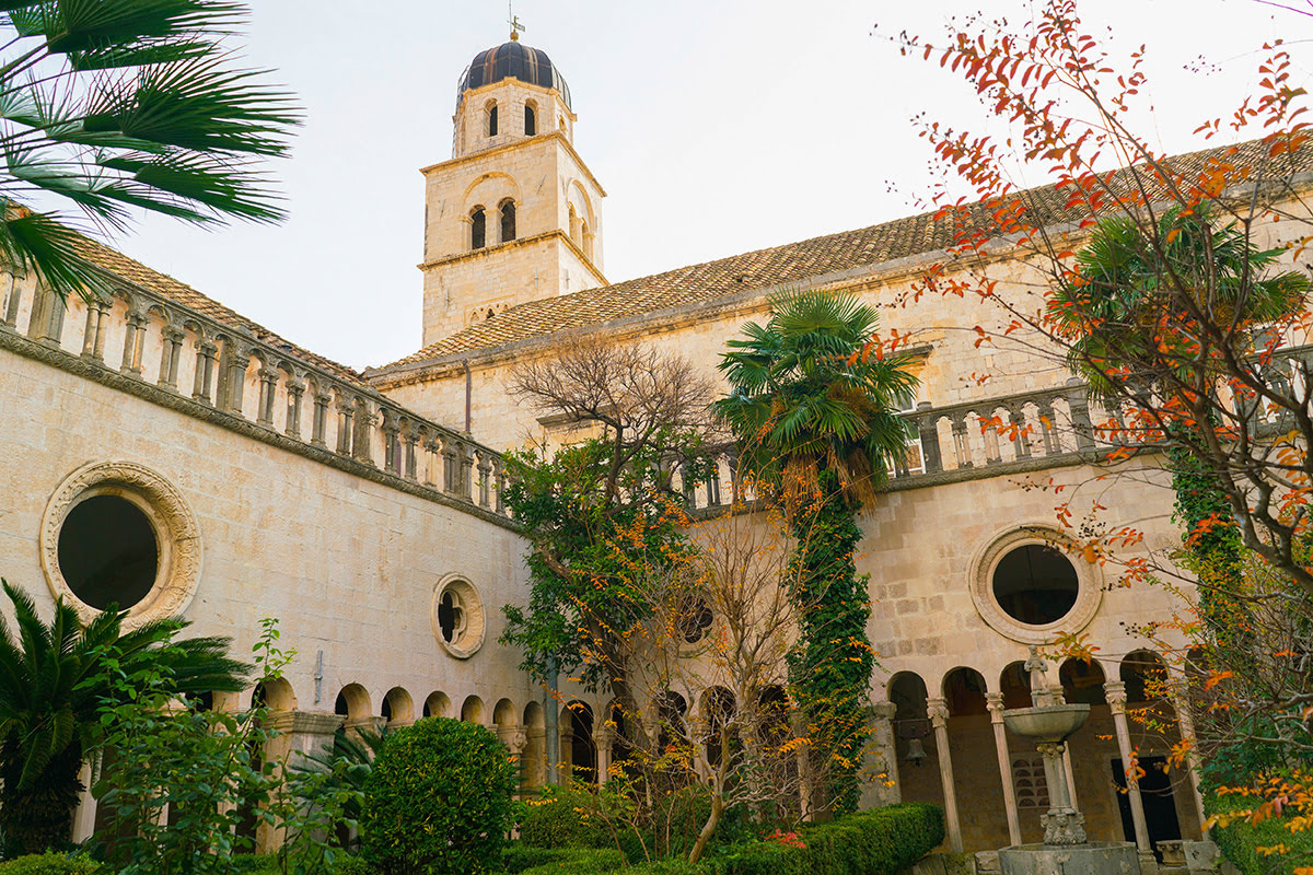 Điều phải làm ở Dubrovnik-Tu viện dòng Francis