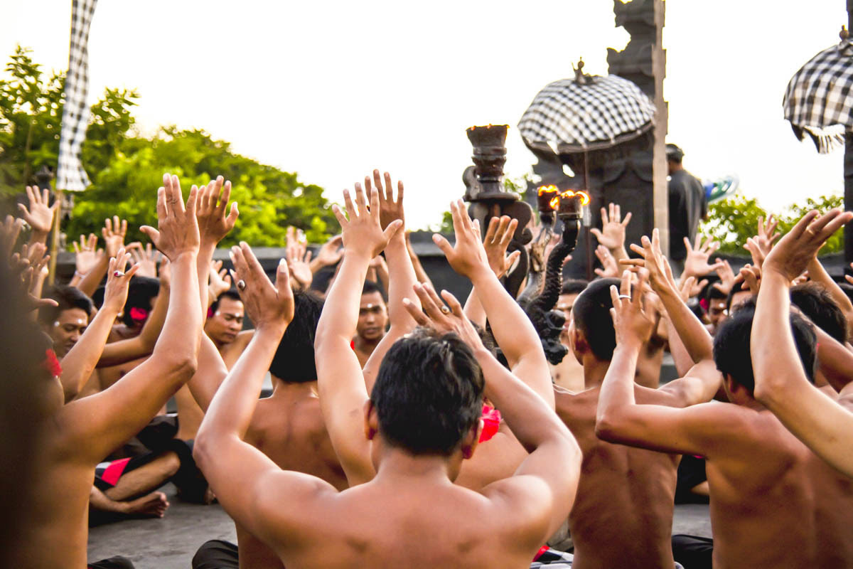 ที่เที่ยวอูลูวาตู-Kecak dance