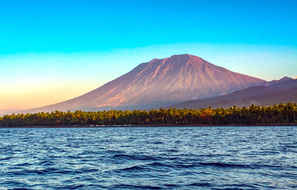 巴厘岛风光-阿贡火山
