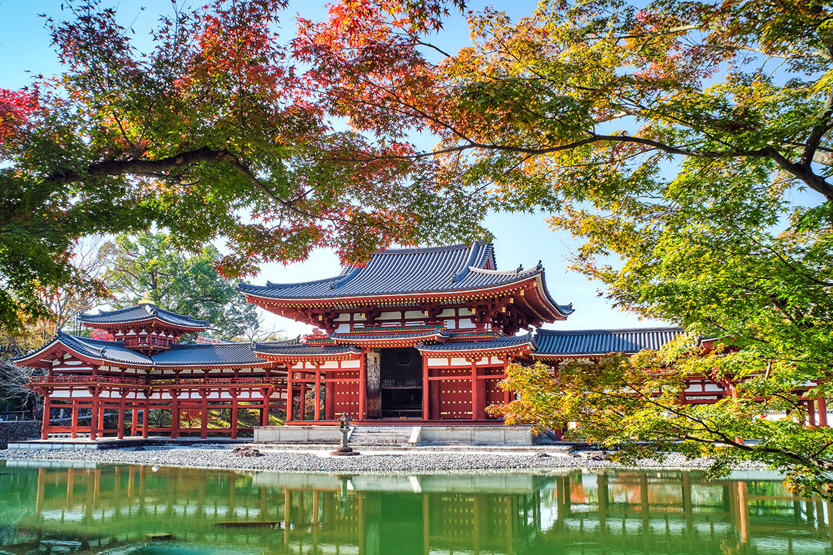 Uji attractions-daytrips from Kyoto-Byodo-in Temple-fall