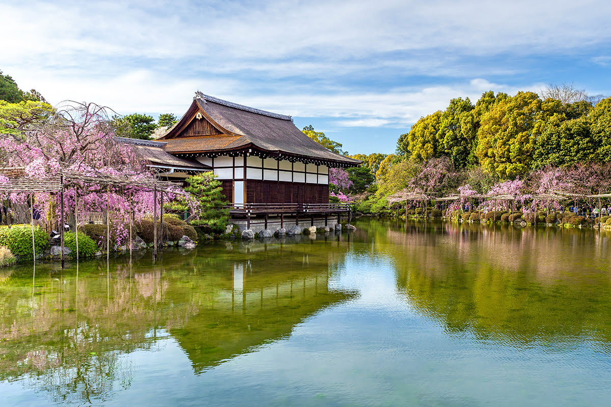 Heian shrine-Garden pond