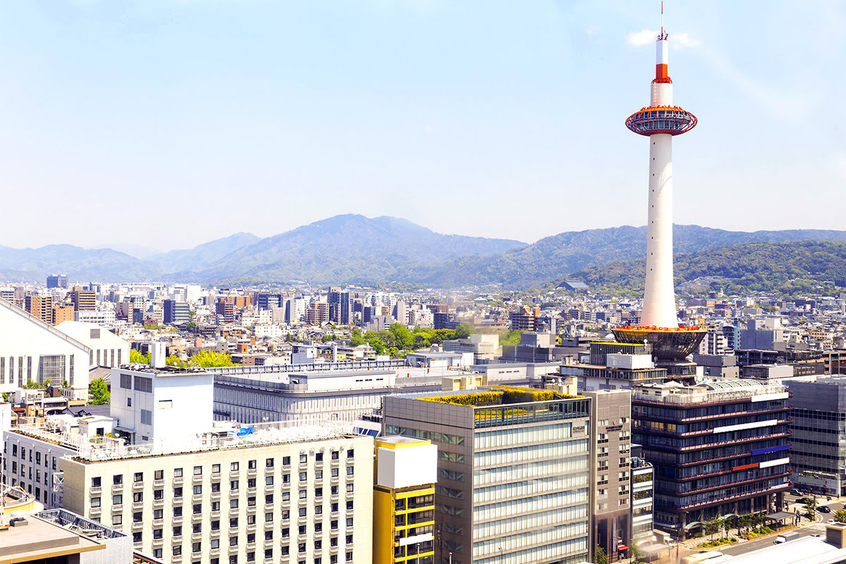 Kyoto Tower-Japan-Kyoto Tower-daytime