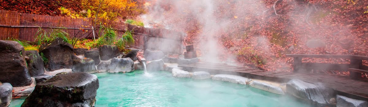 京都近郊の人気温泉地・日帰り温泉 6選│おすすめ温泉宿もあわせてご紹介