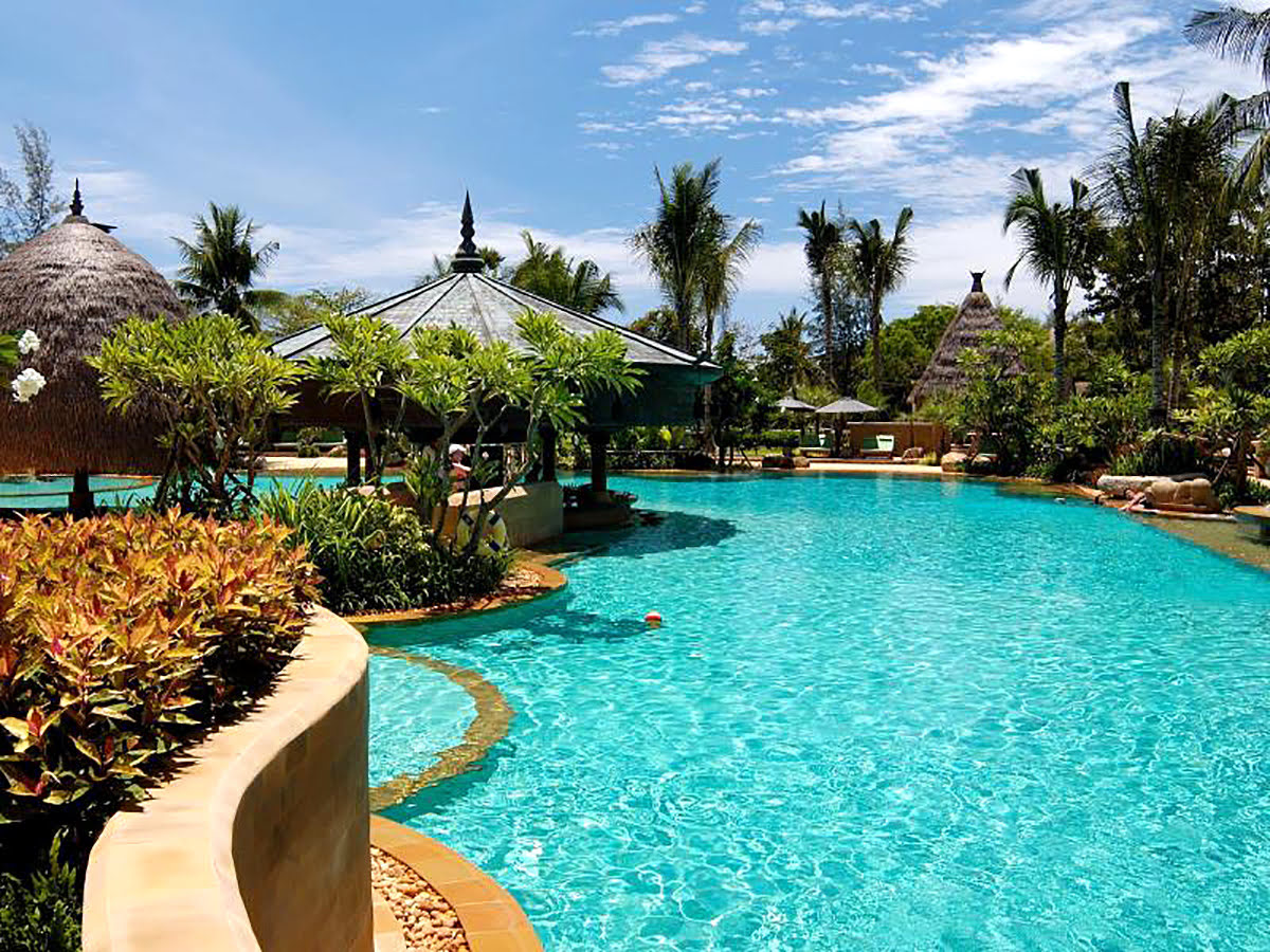 Hotels in Phuket-Thailand-Karon Beach-Movenpick Resort & Spa Karon Beach Phuket
