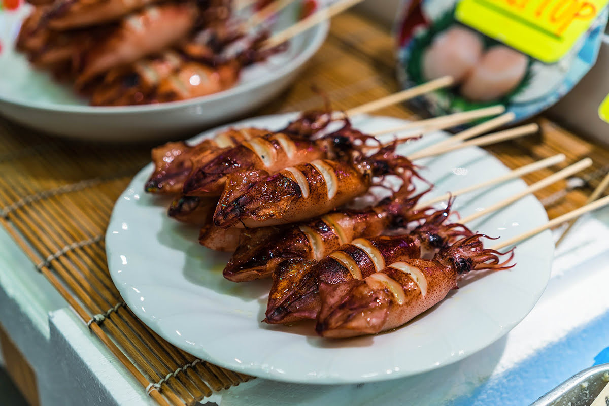 Nishiki Market-grilled squid