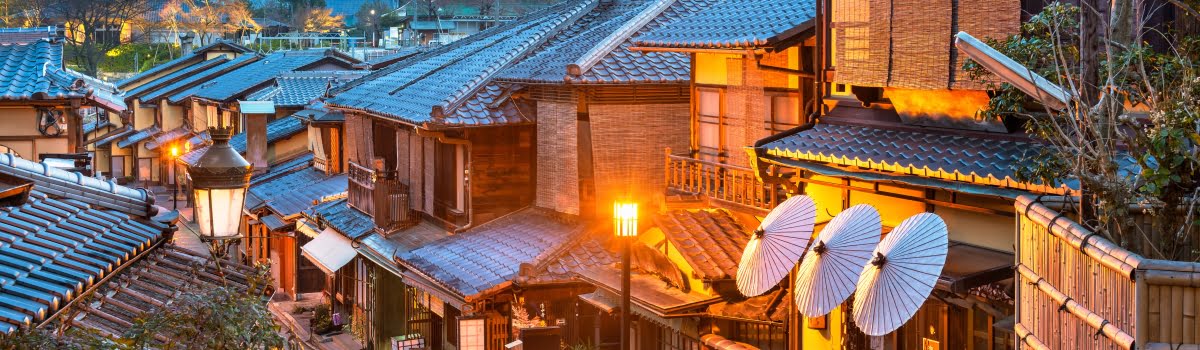Places to visit in Kyoto-Featured photo (1200x350) Traditional houses in Kyoto