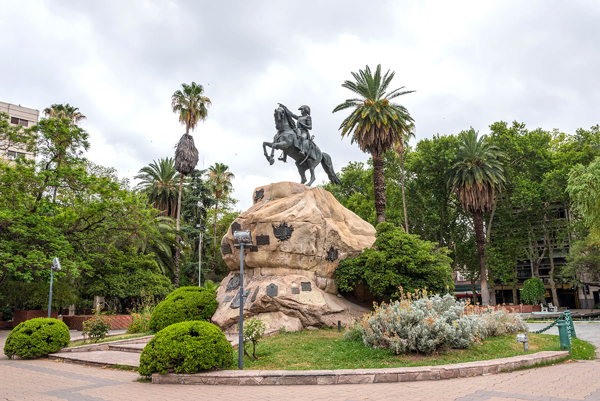 Things to do in Mendoza-Argentina-Plaza San Martin