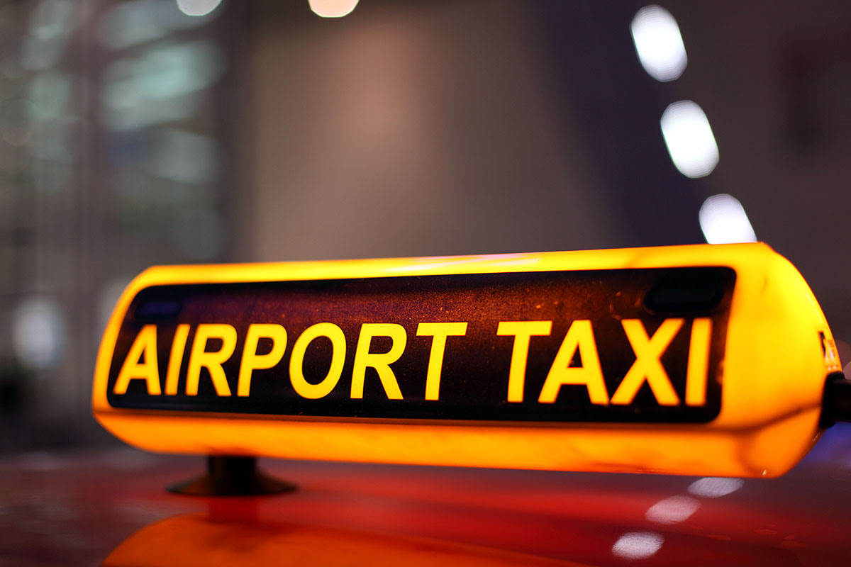 Flughafen-Taxi