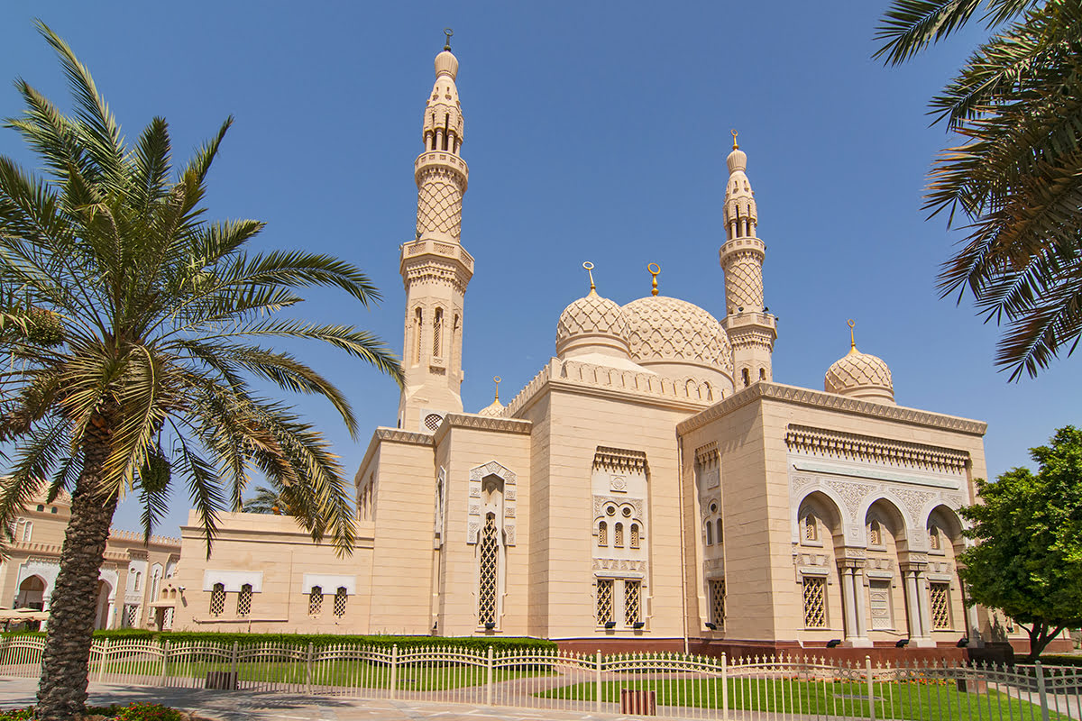 Jumeirah Beach-Jumeirah Mosque