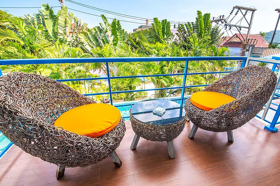 Hotels in Phuket-Nai Harn Beach-Thailand-Miracle House
