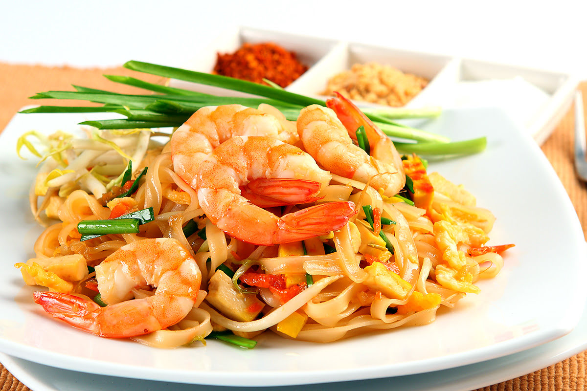 Surin Beach-Phuket-Thailand-pad Thai