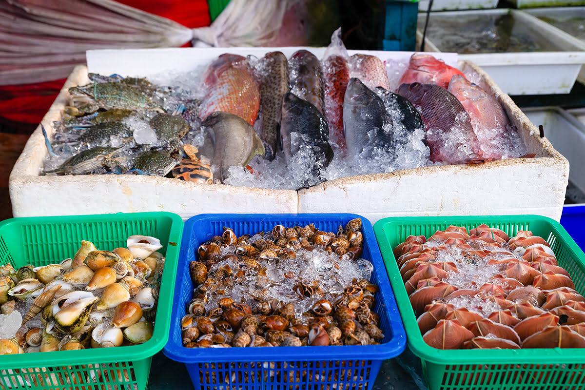 Rawai beach-Rawai Seafood Market
