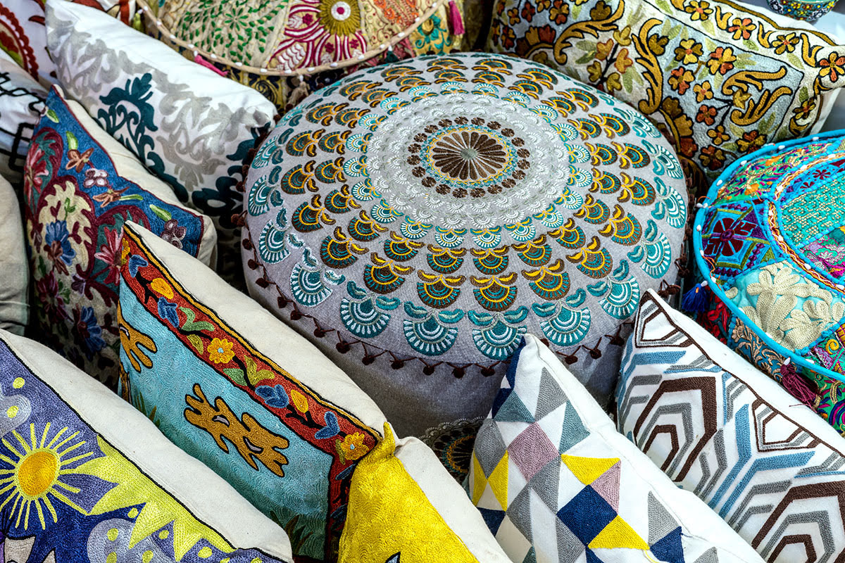 Textil-Souk-Dubai traditioneller Souk Textil-Souk-Dubai traditioneller Souk