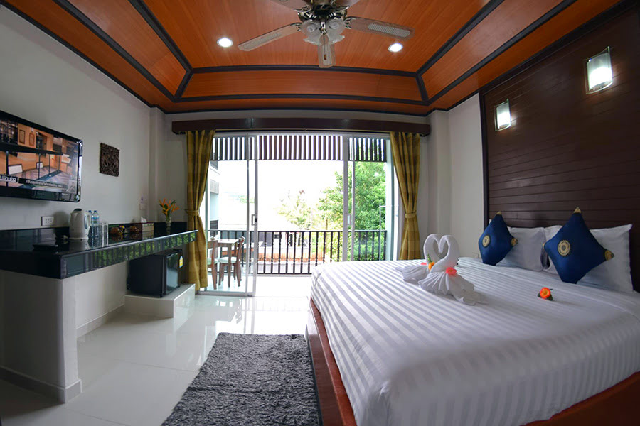 Hotels in Phuket-Nai Harn Beach-Thailand-Vivi Boutique Room