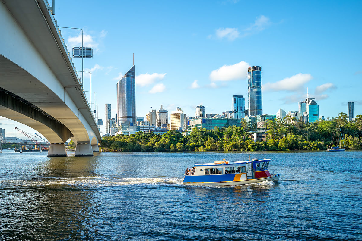 Brisbane airport-Brisbane river cruise