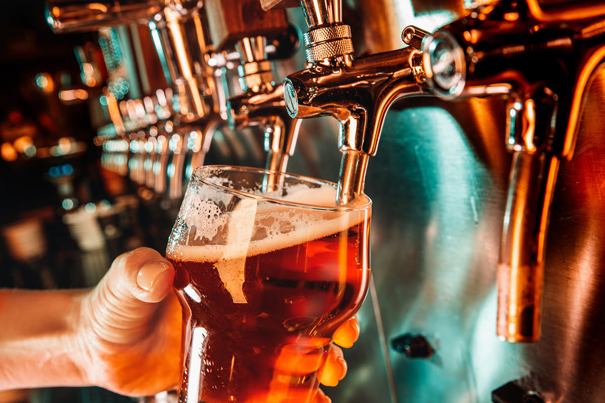 Clubs in Brisbane-Beer counter