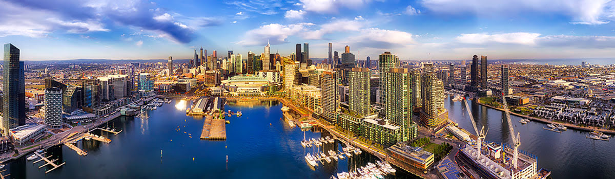 Best Hotels in Melbourne for Every Budget | Luxury Resorts, Cheap Hostels background image