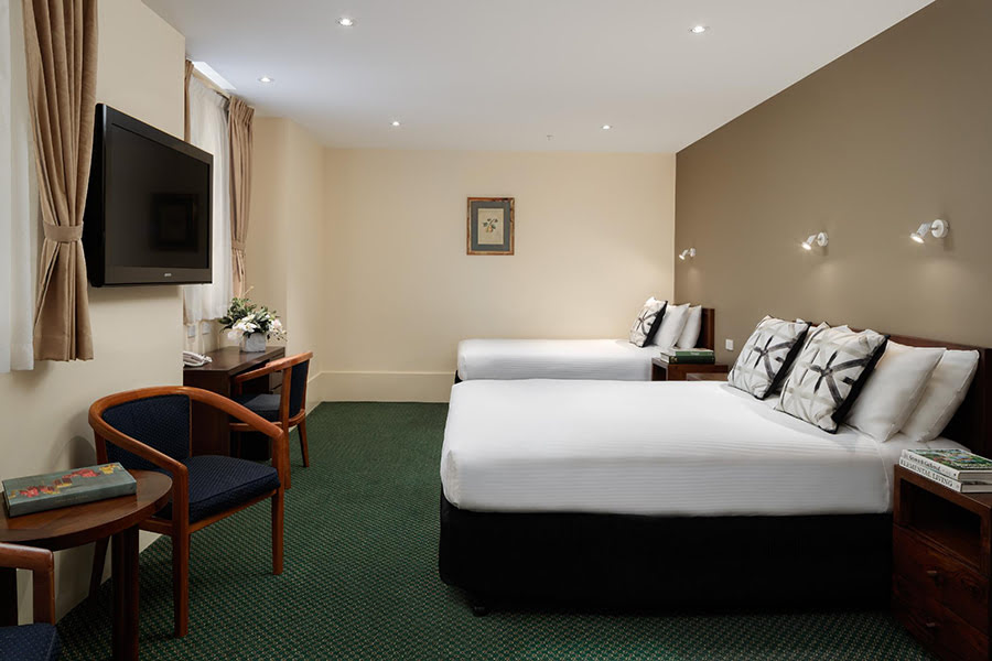 Hotels in Melbourne-The Victoria Hotel