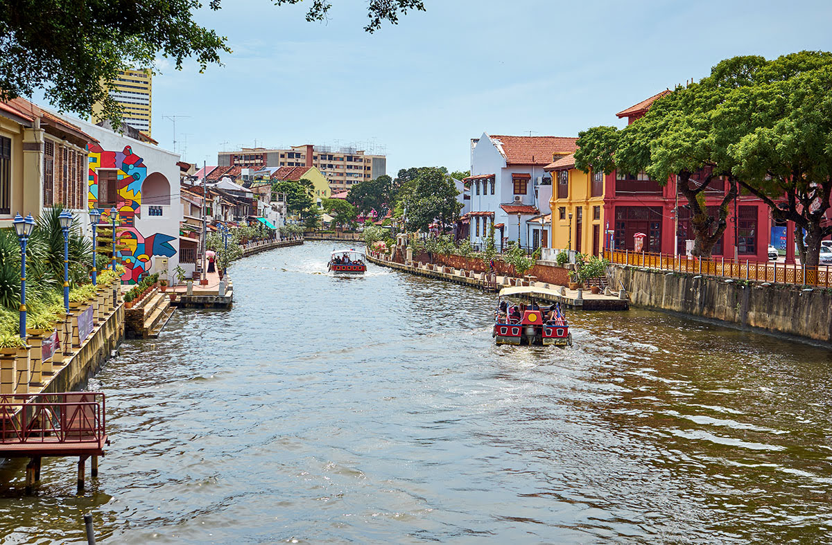 Du thuyền trên sông Melaka, Malacca, Malaysia