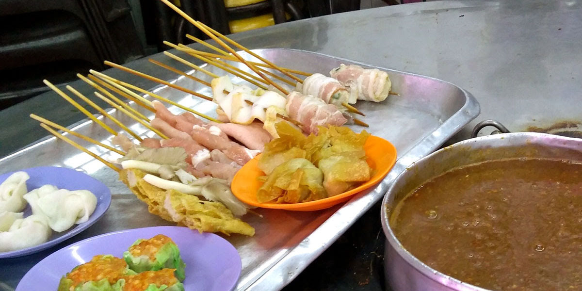 Panduan makanan Melaka-Peranakan-Nyonya-Satay Celup