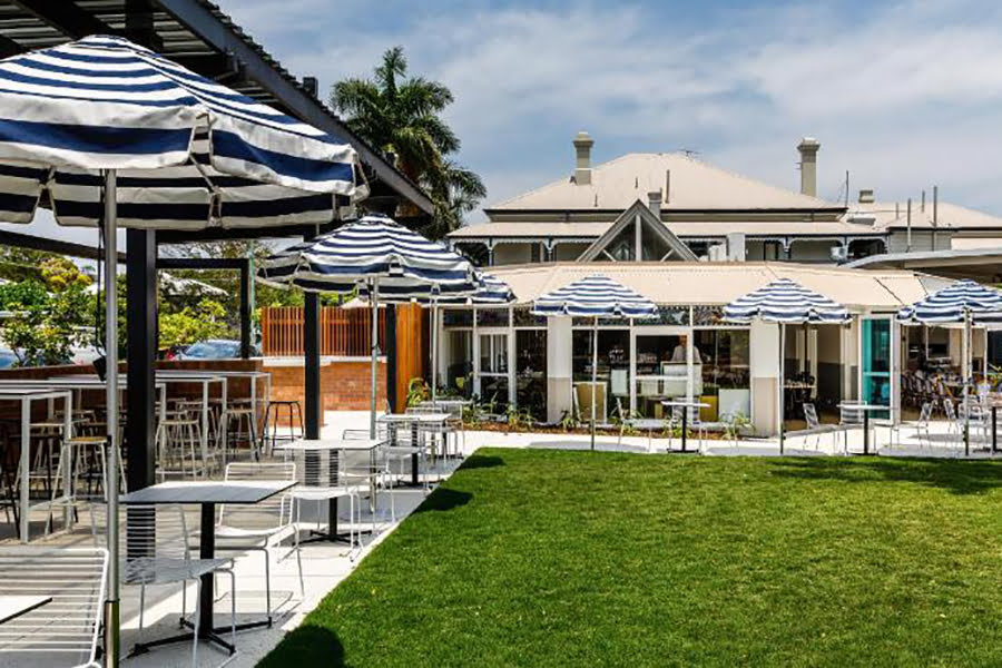 Hotels in Brisbane-The Waterloo Bay Hotel