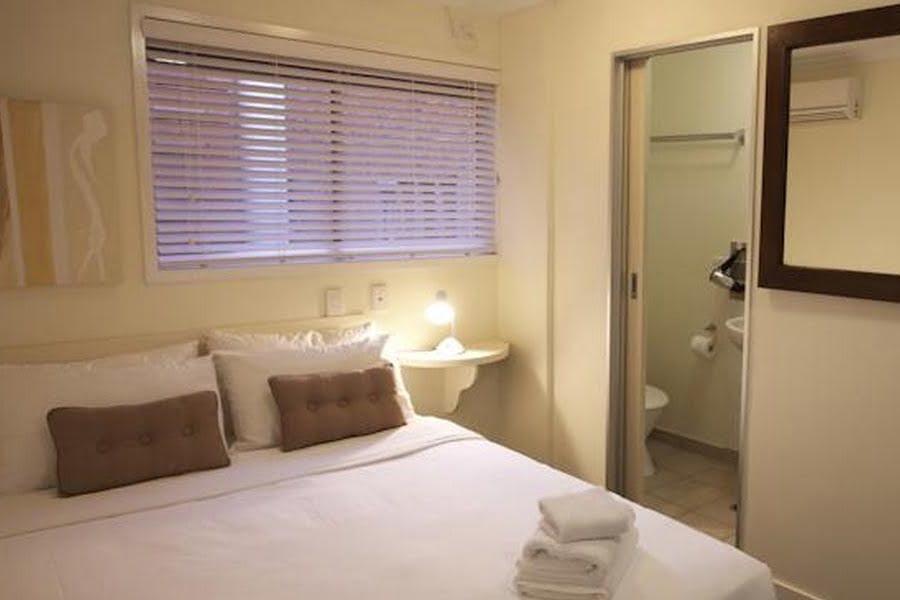 Hotels in Brisbane-transport-getting around-Queensland-Snooze Inn