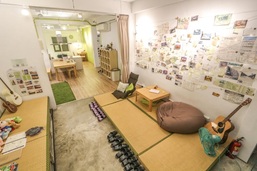 Hotels in Taichung-Taiwanese food-what to eat-T-Life Hostel