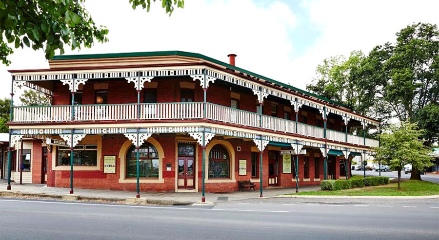 Hotels in Melbourne-shopping-Australia-The Daylesford Hotel