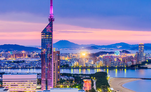 What to Do in Fukuoka | A Castle & Tower + Fun Family Seaside Activities