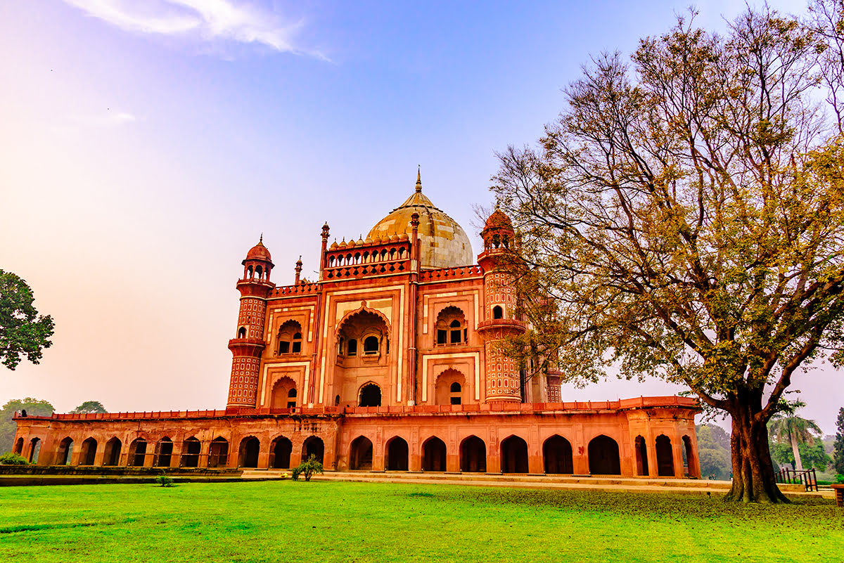 Places to visit in New Delhi-things to do-Safdarjung Tomb