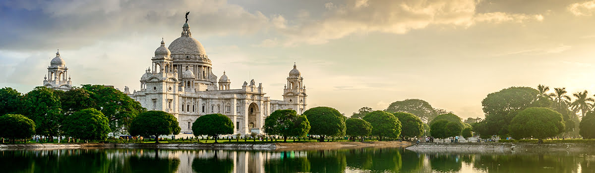 Places to Visit in Kolkata | Theme Parks & Attractions by Victoria Memorial