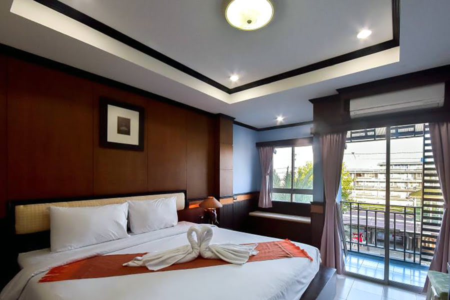 Agoda-guaranteed hotels-vacation rentals-Season Palace Hua Hin