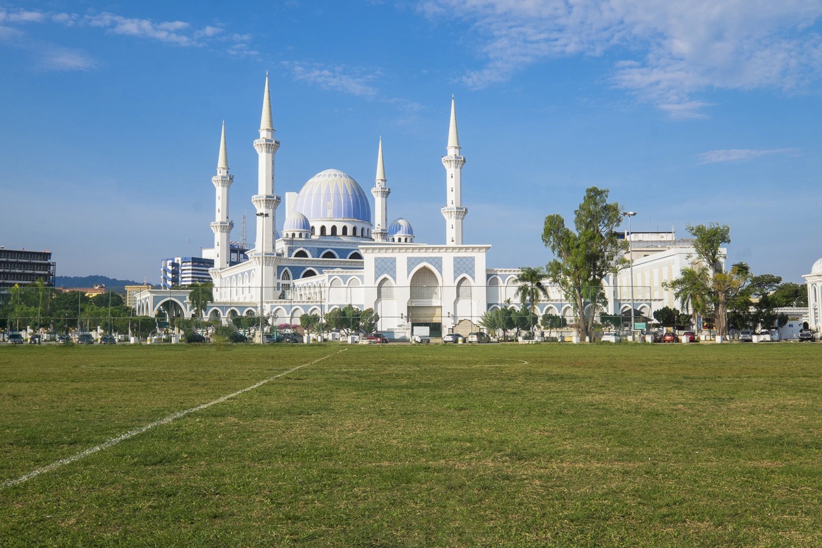 Things to do in Kuantan-Malaysia-activities-attractions-Masjid Sultan Ahmad Shah