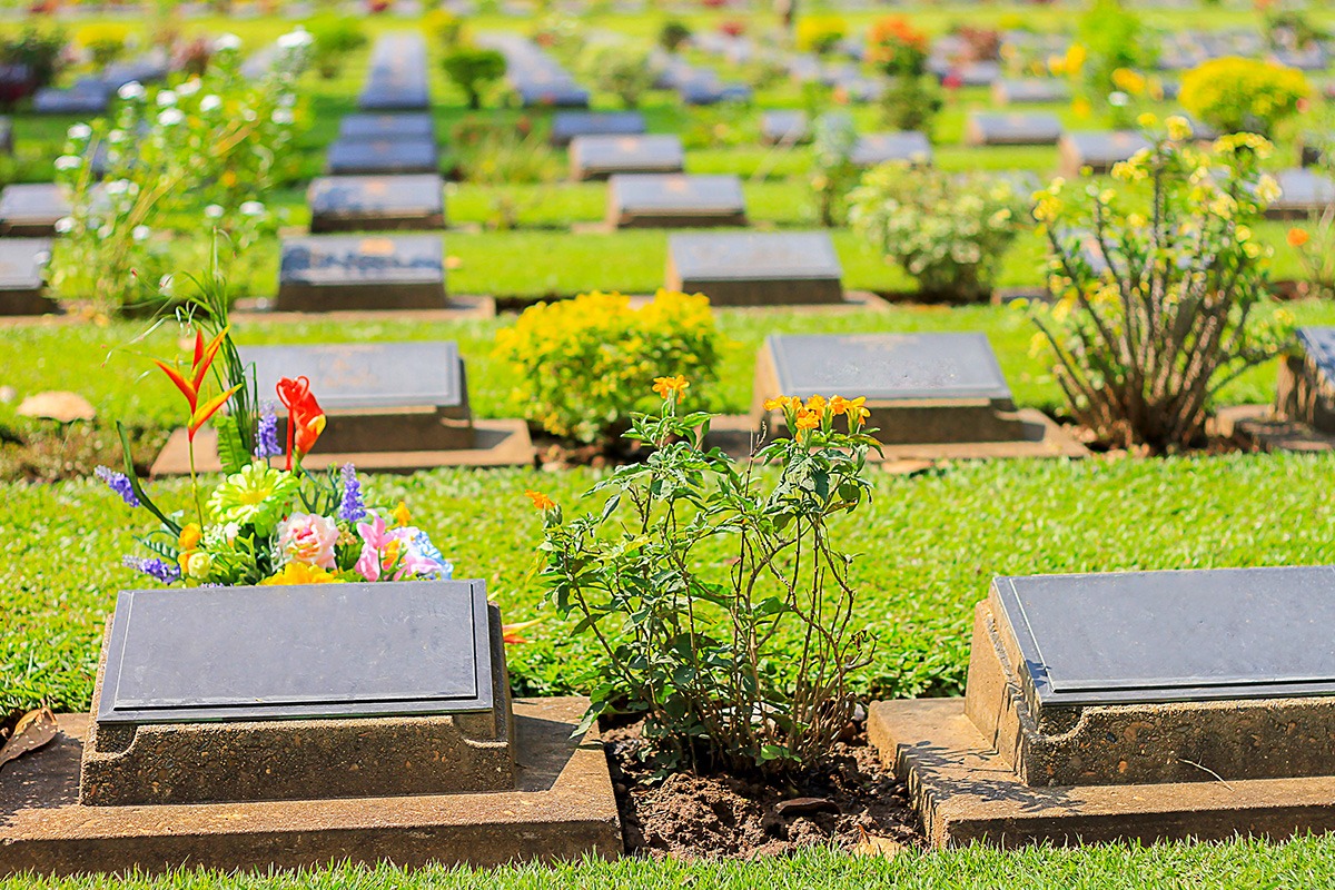 Things to do in Kanchanaburi-activities-tourist attractions-Kanchanaburi War Cemetery