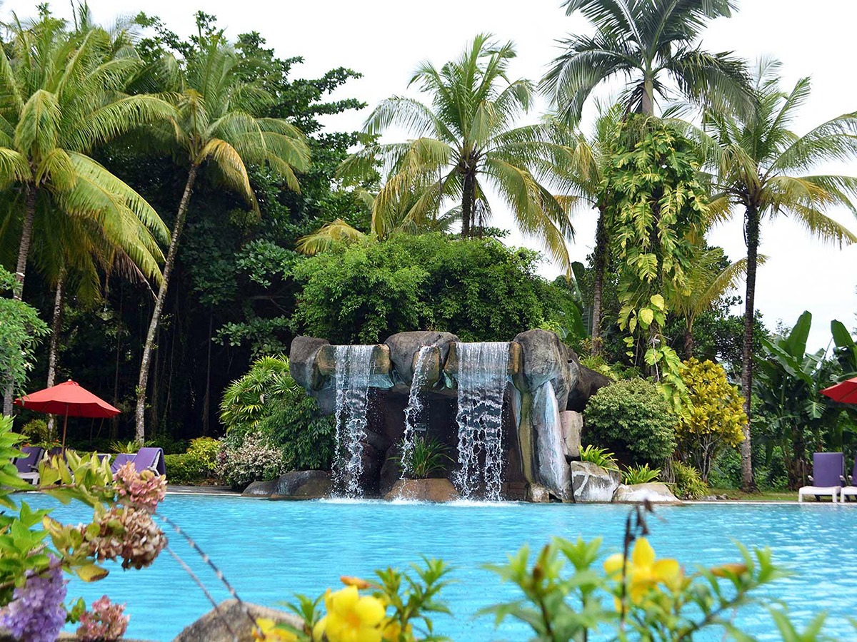 Where to stay in Kuching-hotels-resorts-Damai Beach Resort