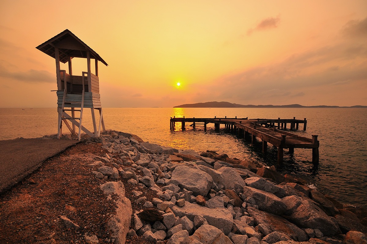 What to do in Rayong-things to do-attractions-Khao Laem Ya View Point