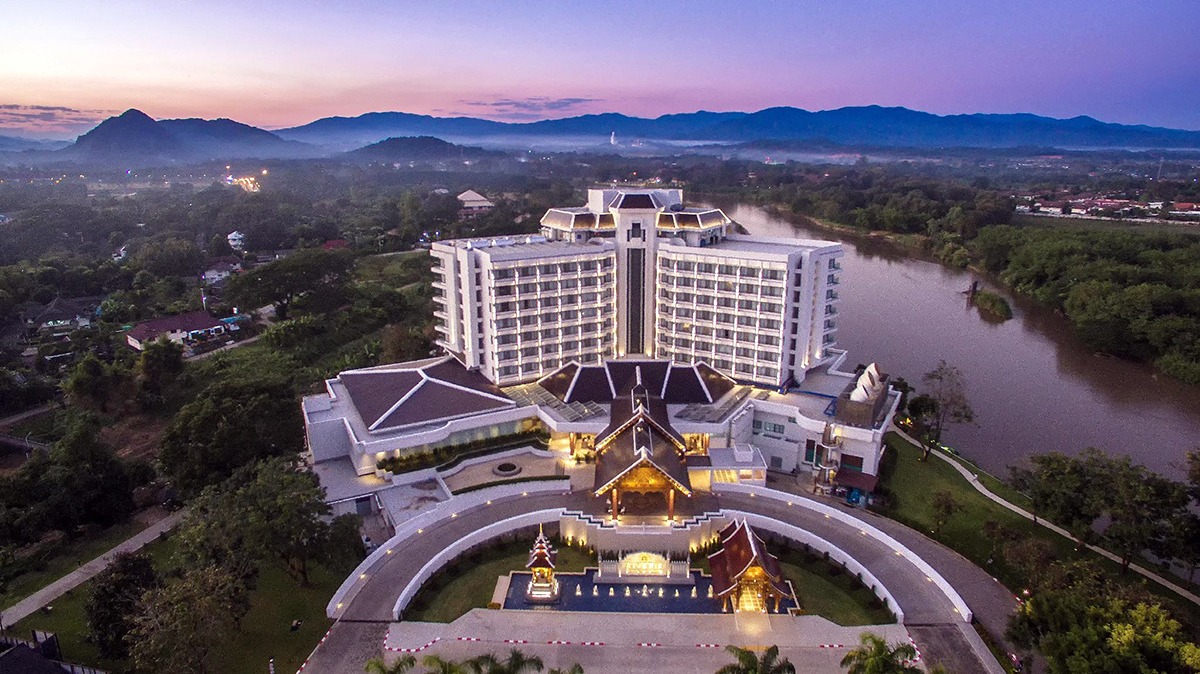 พักที่ไหนดีในเชียงราย-โรงแรมราคาถูก-รีสอร์ทริมแม่น้ำ-The Riverie by Katathani
