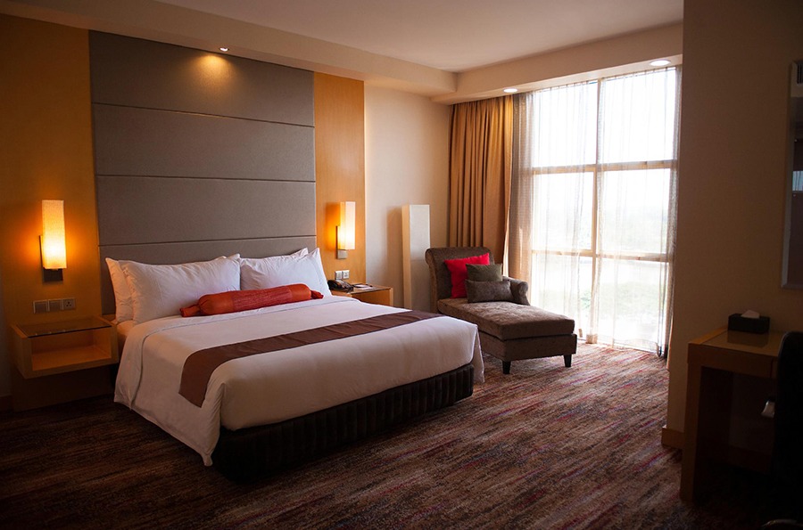 Agoda-guaranteed hotels-vacation rentals-The Waterfront Hotel