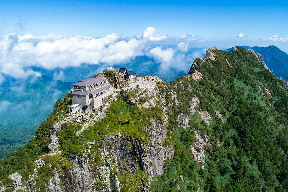 이시즈치 산-활동-등산-최적의 여행 시기