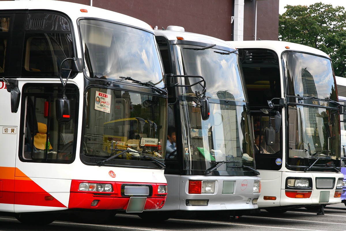 Getting around Ehime-transportation-airport-Bus