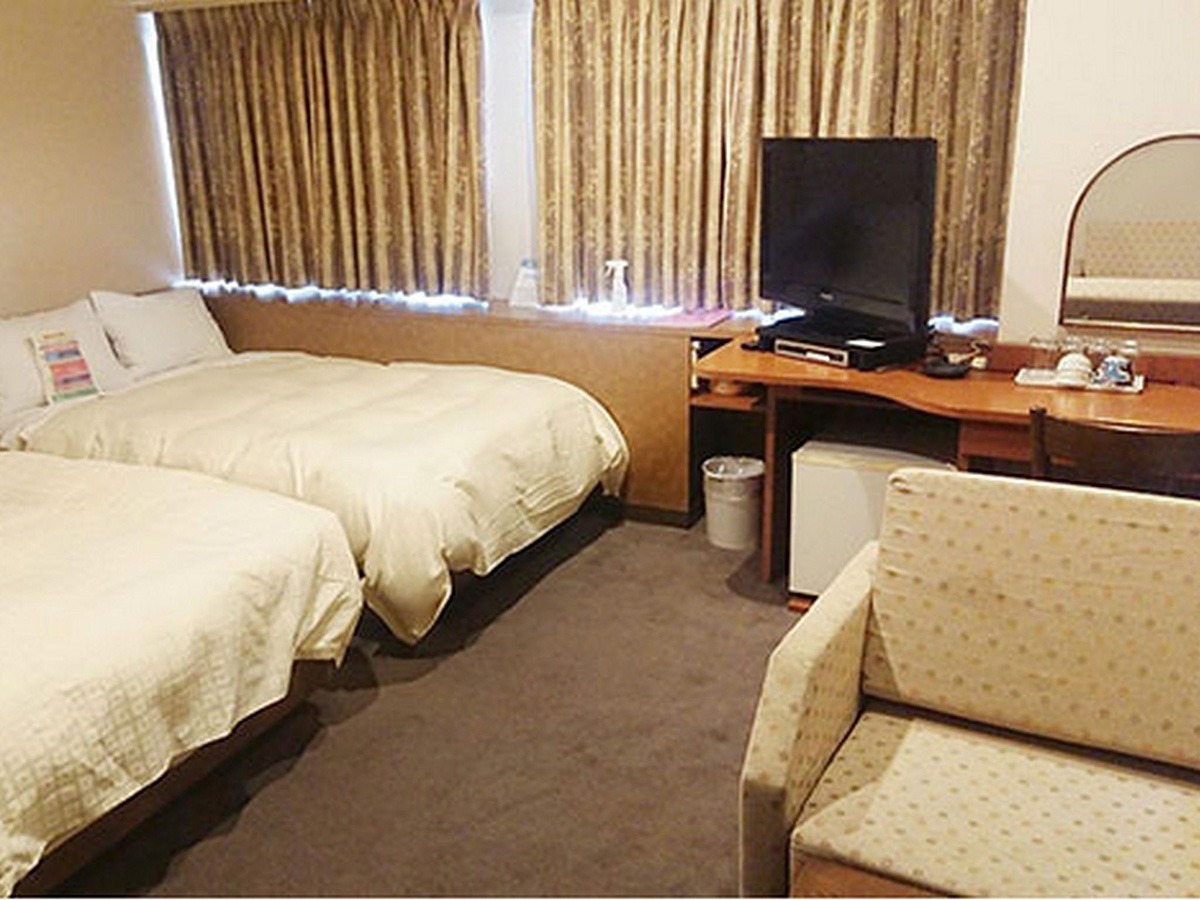 Agoda-guaranteed hotels-vacation rentals-Hotel Crown Hills Matsuyama