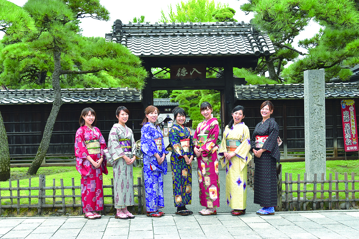 Ashikaga itinerary-day trips to Mashiko-Tochigi-Ashikaga Meisen Kimono Dressing Experience