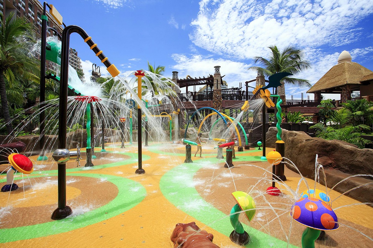 Top family hotels in Thailand-resorts-kid-friendly-attractions-Centara Grand Mirage Beach Resort - Pattaya