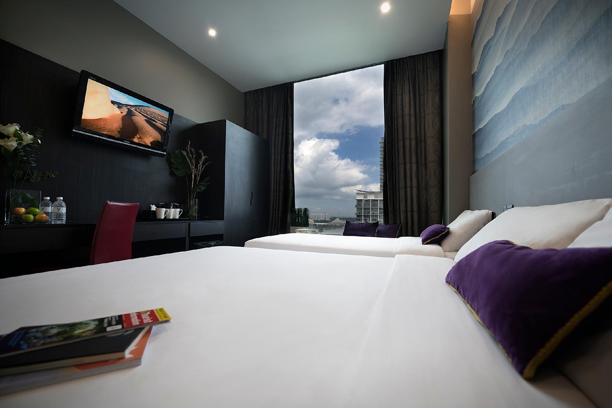 V Hotel Lavender-SG Clean Certified-hotels for families